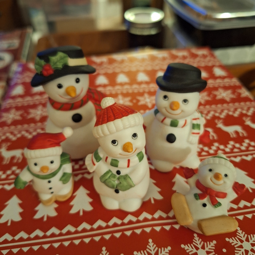 Vintage Homco Snowman Family #5504 & #5101 Porcelain Set Mint Condition